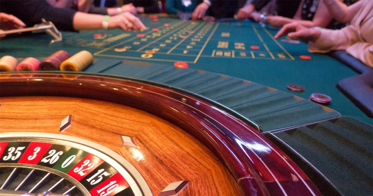 How to Spice up Your Casino Party with a Theme?